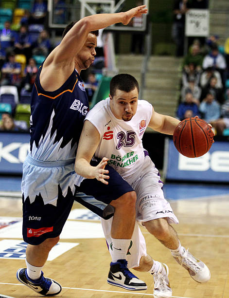 以独特的建 以独特的建