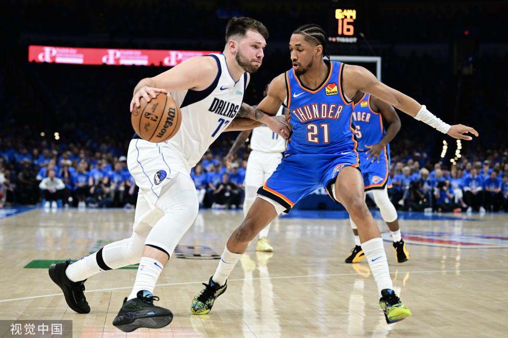 并毫无悬念 并毫无悬念