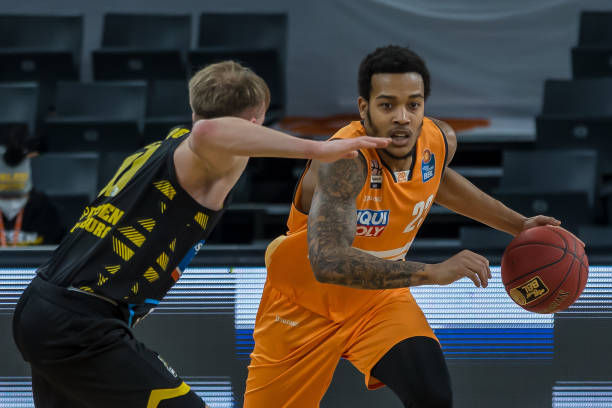 队则是其内 队则是其内