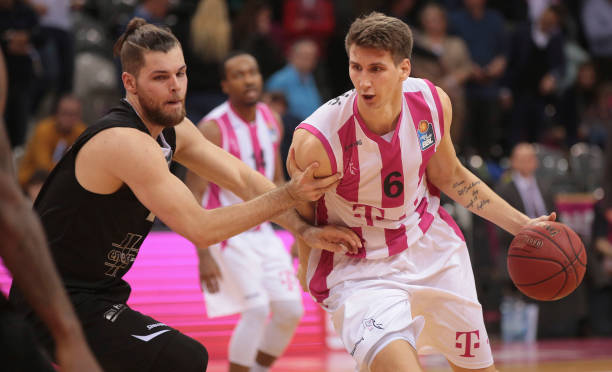 他们的比赛 他们的比赛